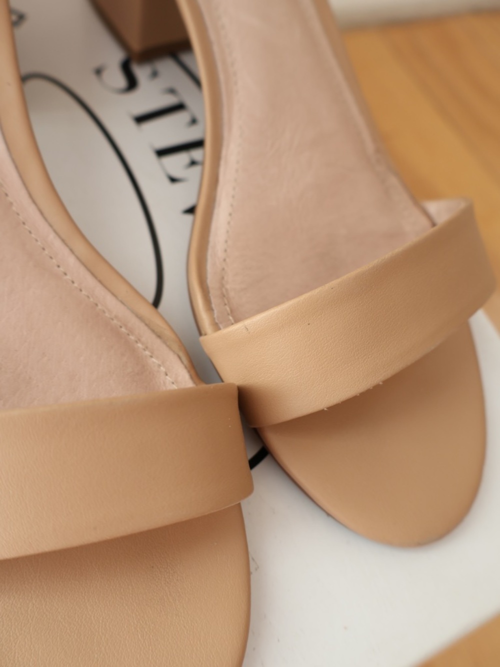 Steve Madden Irenee Blush Nude Block Heel Ankle Strap Sandals Size 7.5 - Picture 9 of 10